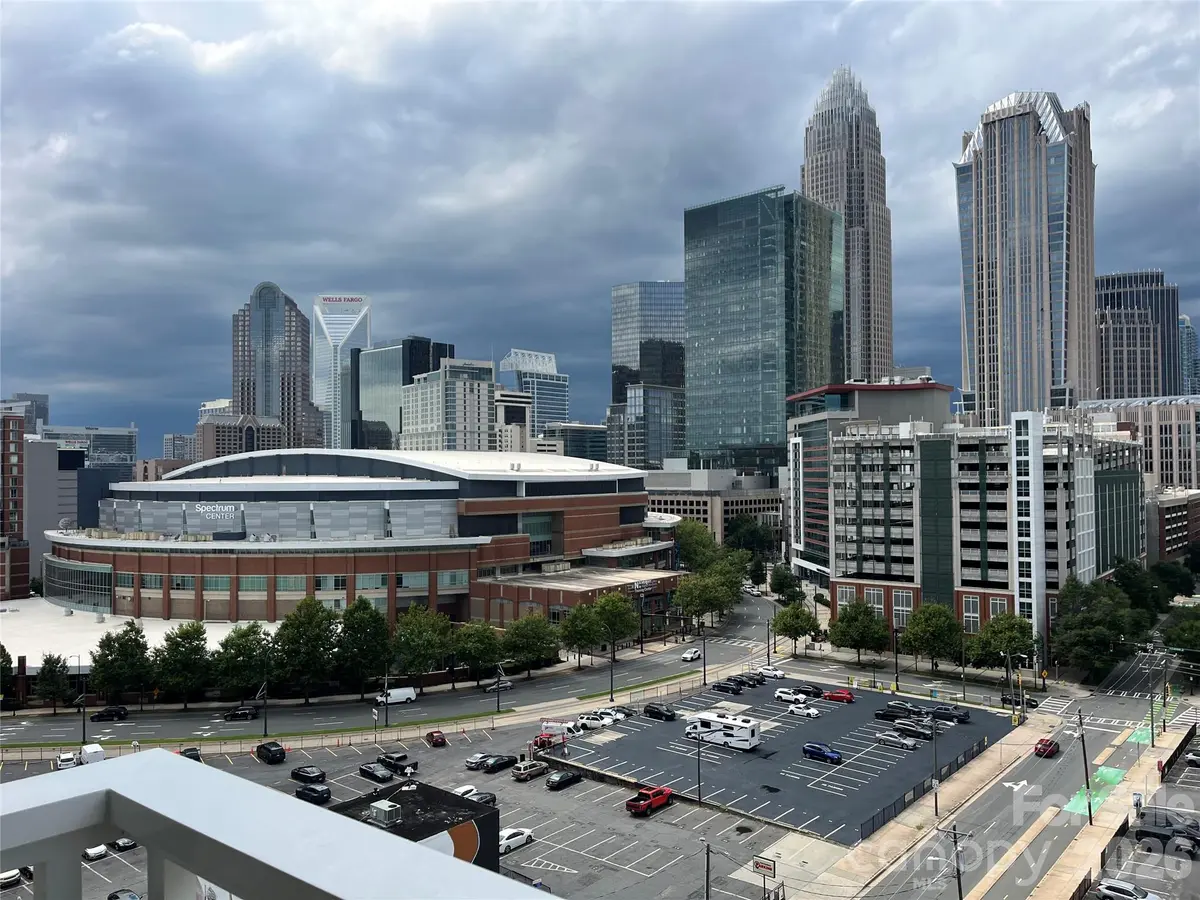 505 E 6th ST, Charlotte, NC 28202