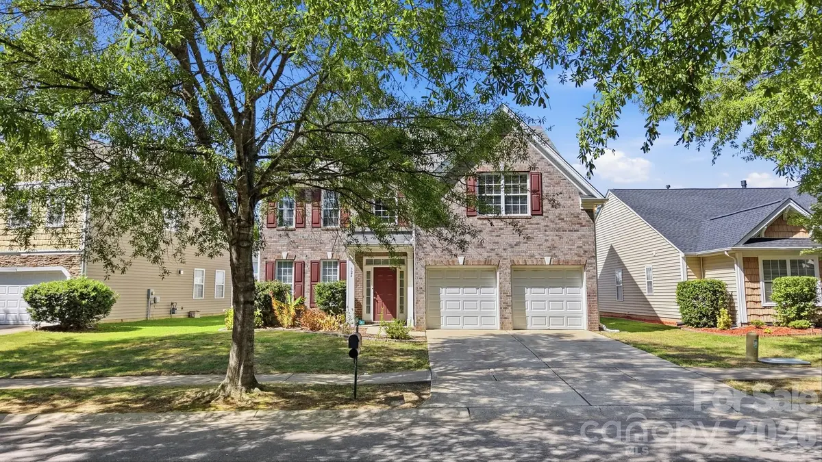 324 Minitree LN, Charlotte, NC 28214