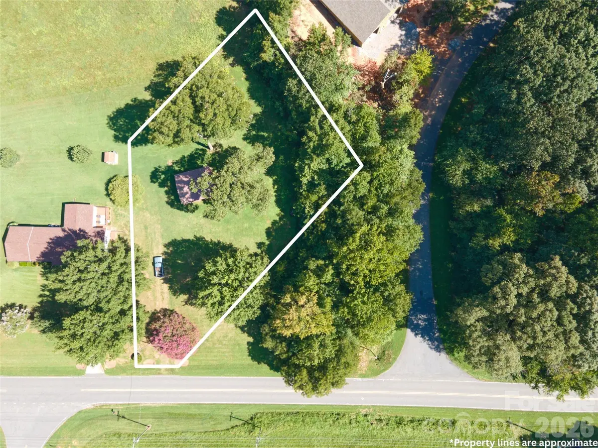 1566 Mocksville HWY, Cleveland, NC 27013
