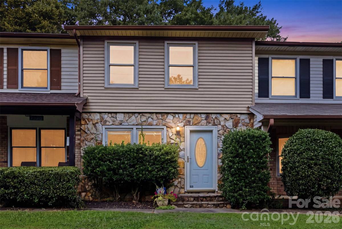 1228 B Oakwood AVE #B, Kannapolis, NC 28081