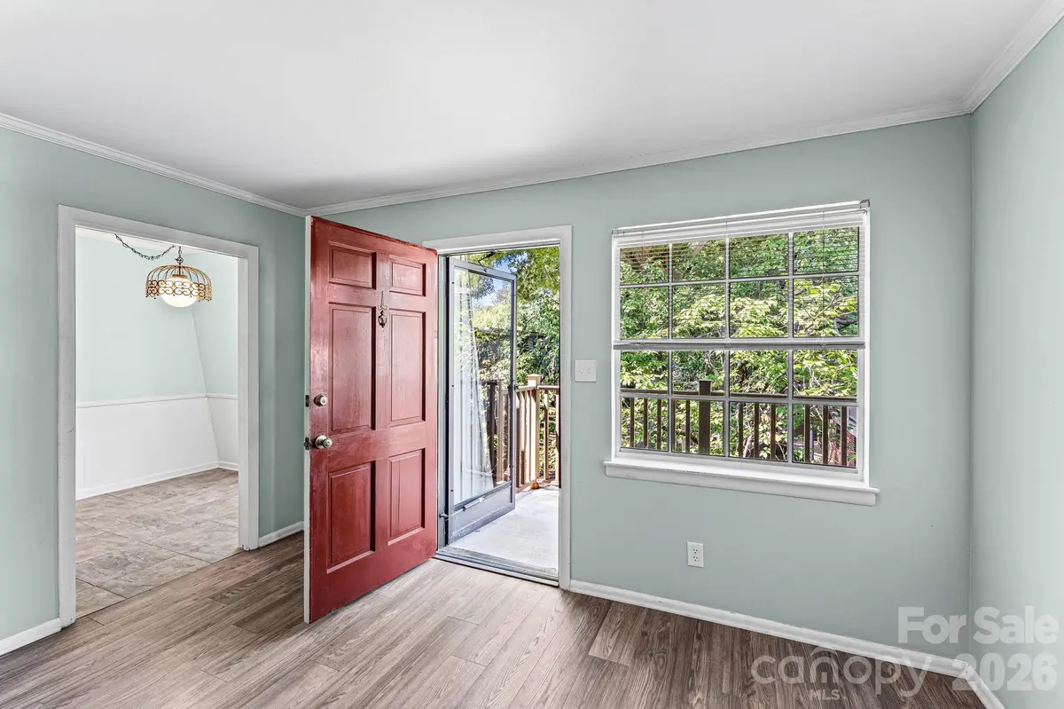 3822 Country Club RD #Unit #I, Winston Salem, NC 27104