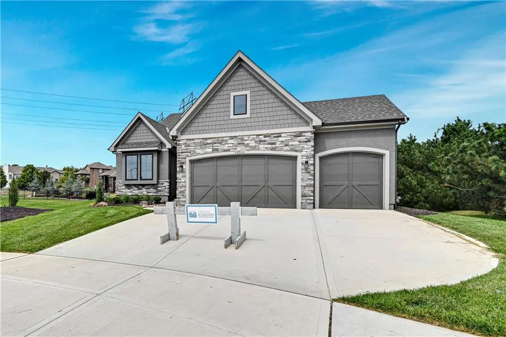 14500 Meadow LN, Leawood, KS 66224