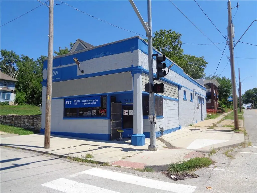 3445 Woodland AVE, Kansas City, MO 64109