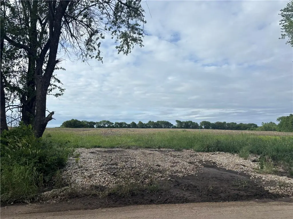 169 HWY, Spring Hill, KS 66083