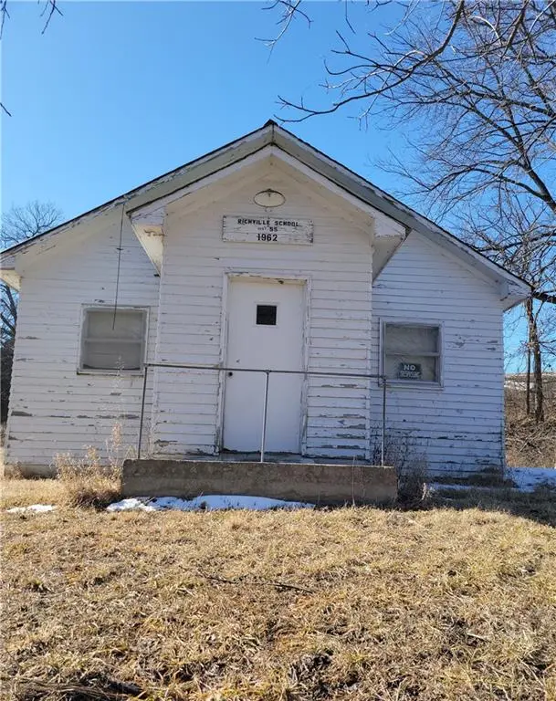 27860 Y HWY, Oregon, MO 64473