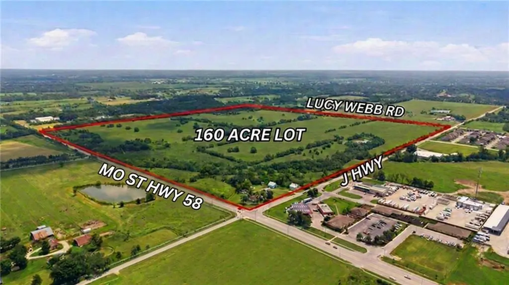 1101 E WALNUT ST, Raymore, MO 64083
