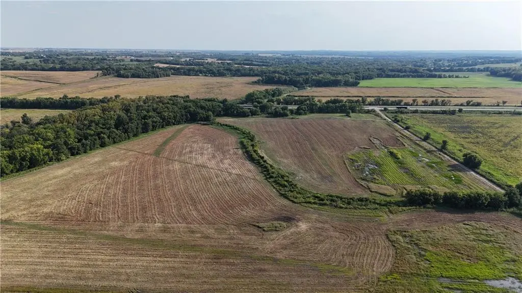 36 HWY, Easton, MO 64443