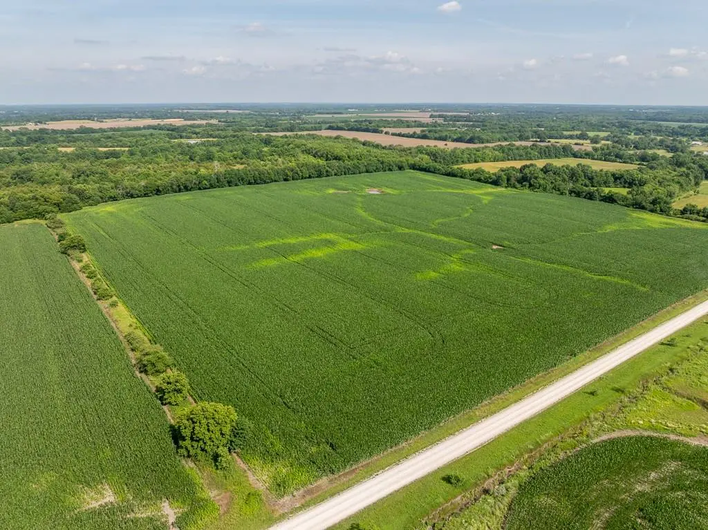 S Staley Mound rd RD, Garden City, MO 64747