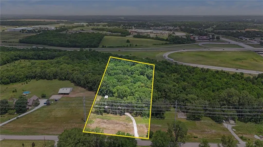 34730 W 95th ST, De Soto, KS 66018