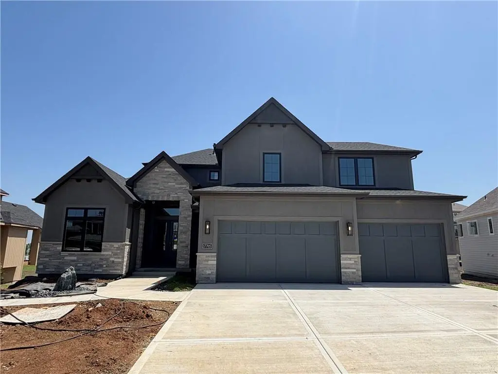 17705 Knox ST, Overland Park, KS 66221