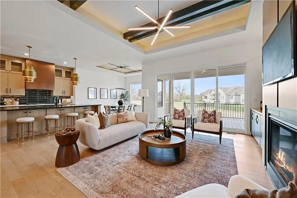 12705 W 174th ST, Overland Park, KS 66221