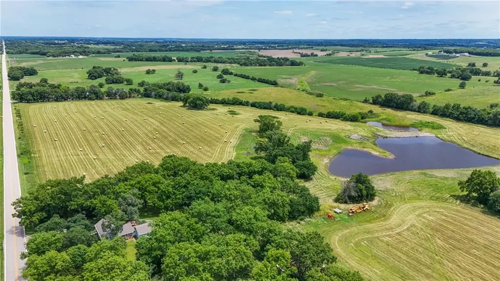 39ac 0000 N 1000 RD, Lawrence, KS 66046