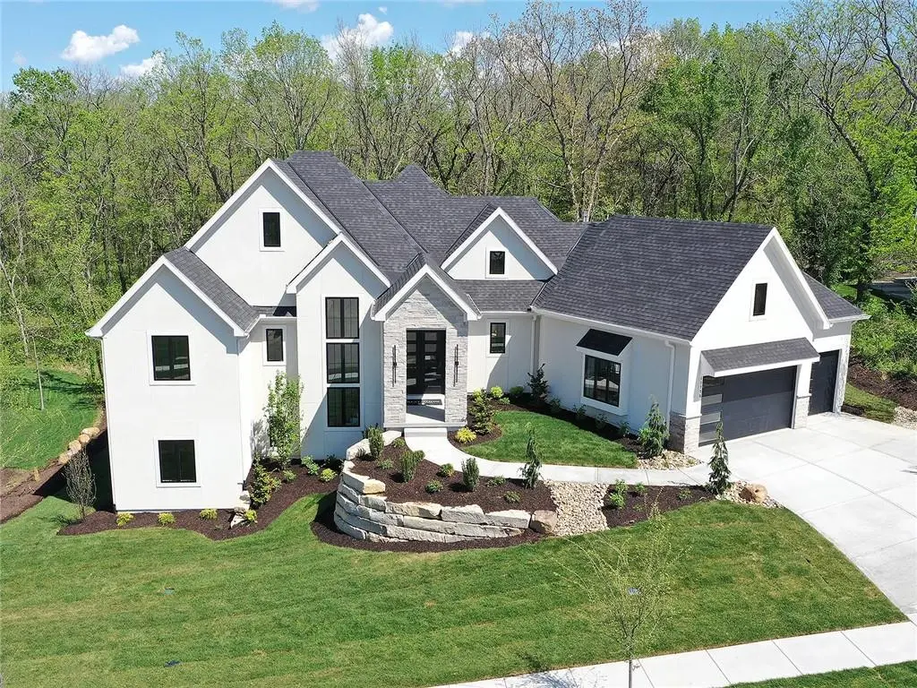 11775 S Kenton ST, Olathe, KS 66061