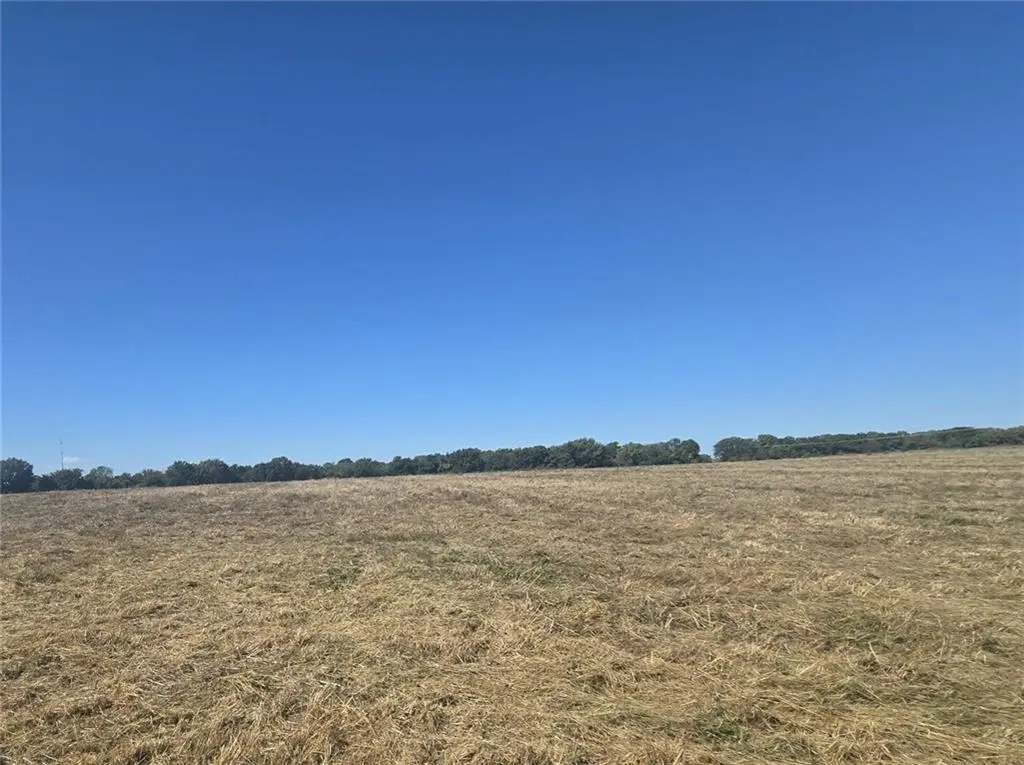 327th & Old KC RD, Paola, KS 66071