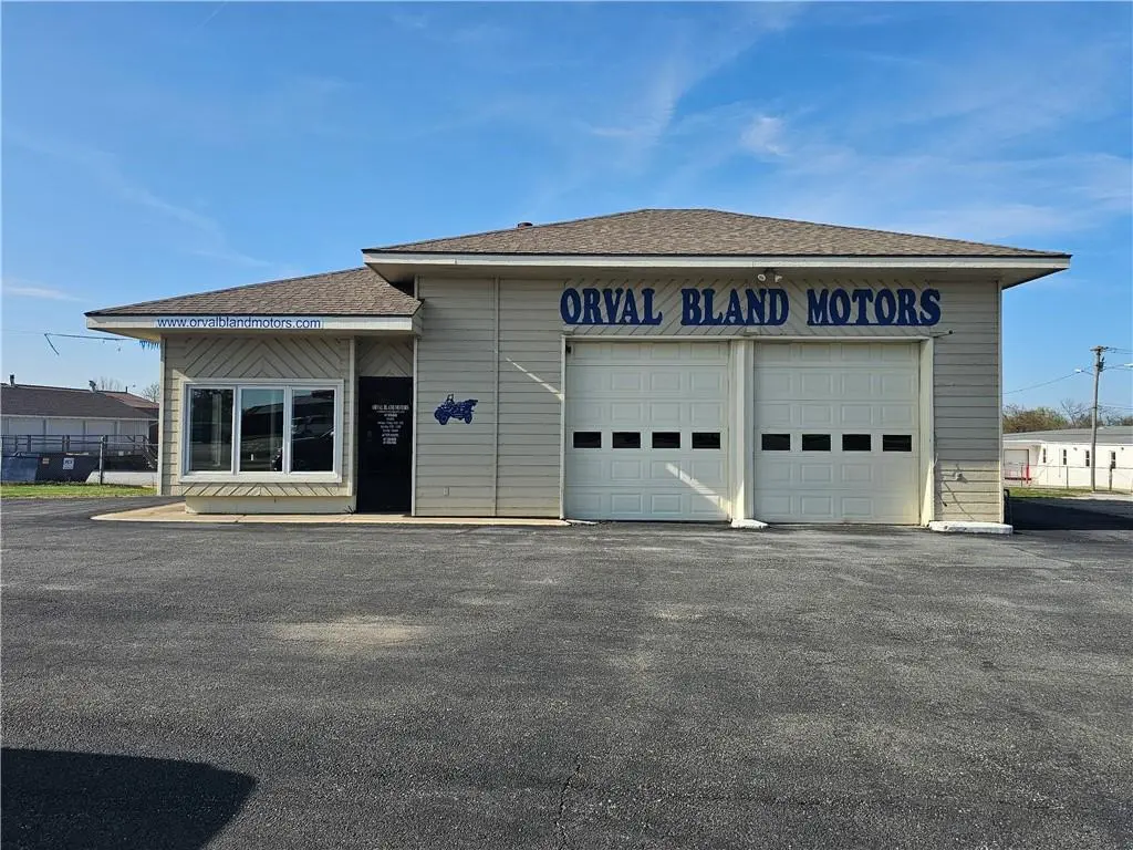 119 W 54 HWY, El Dorado Springs, MO 64744