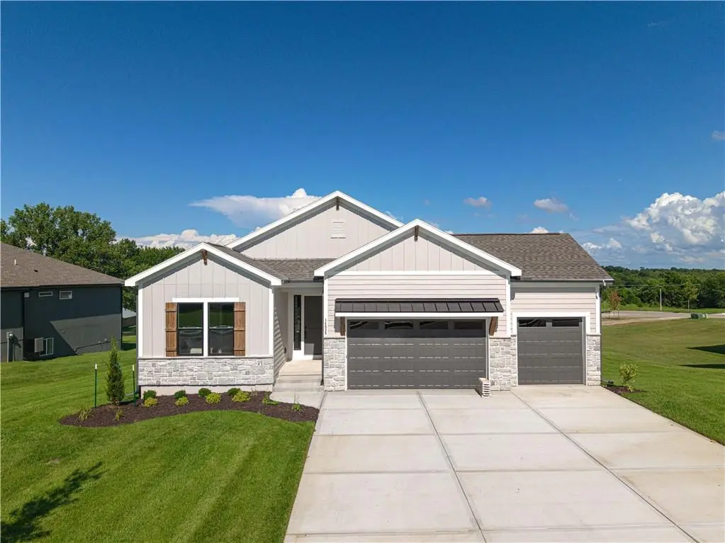 14535 S Dawson ST, Olathe, KS 66061