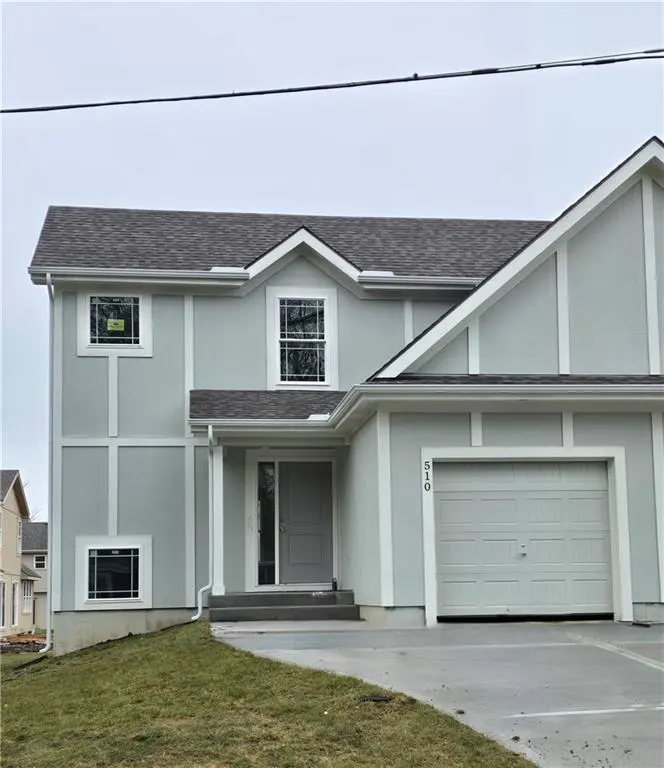 510 W Lawrence ST, Spring Hill, KS 66083