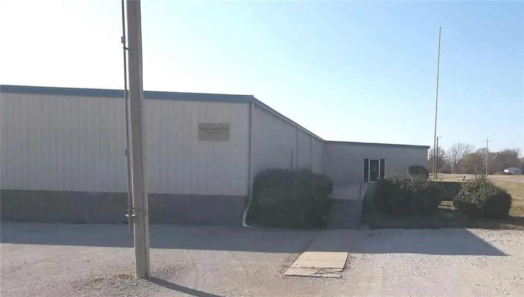 1021 Head DR, Neodesha, KS 66757