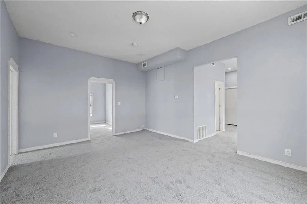 610 ST LOUIS AVE, Excelsior Springs, MO 64024
