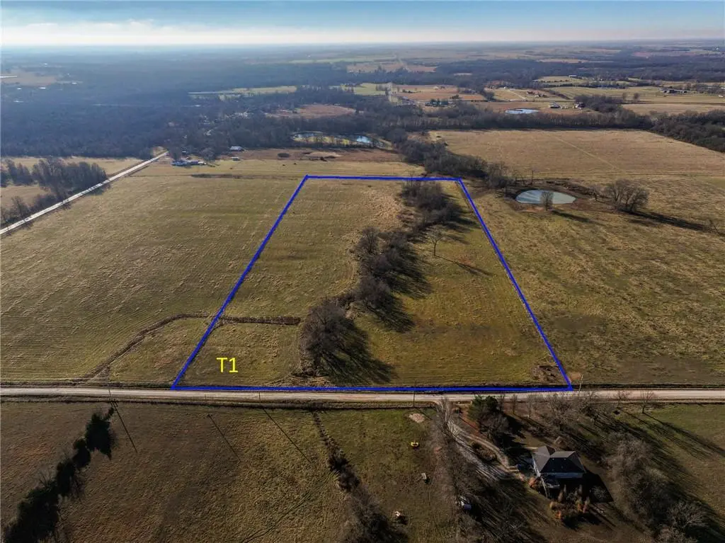 T1 E Logan RD, El Dorado Springs, MO 64744