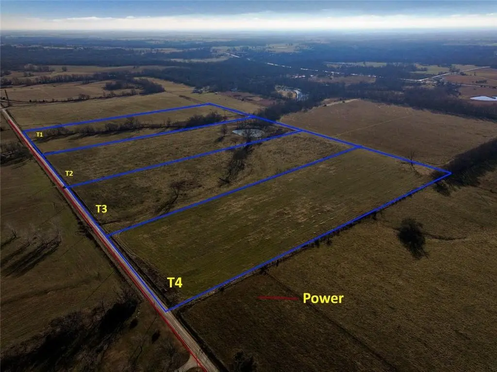 T2 E E Logan rd RD, El Dorado Springs, MO 64744