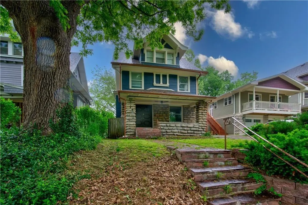 2803 Harrison ST, Kansas City, MO 64109