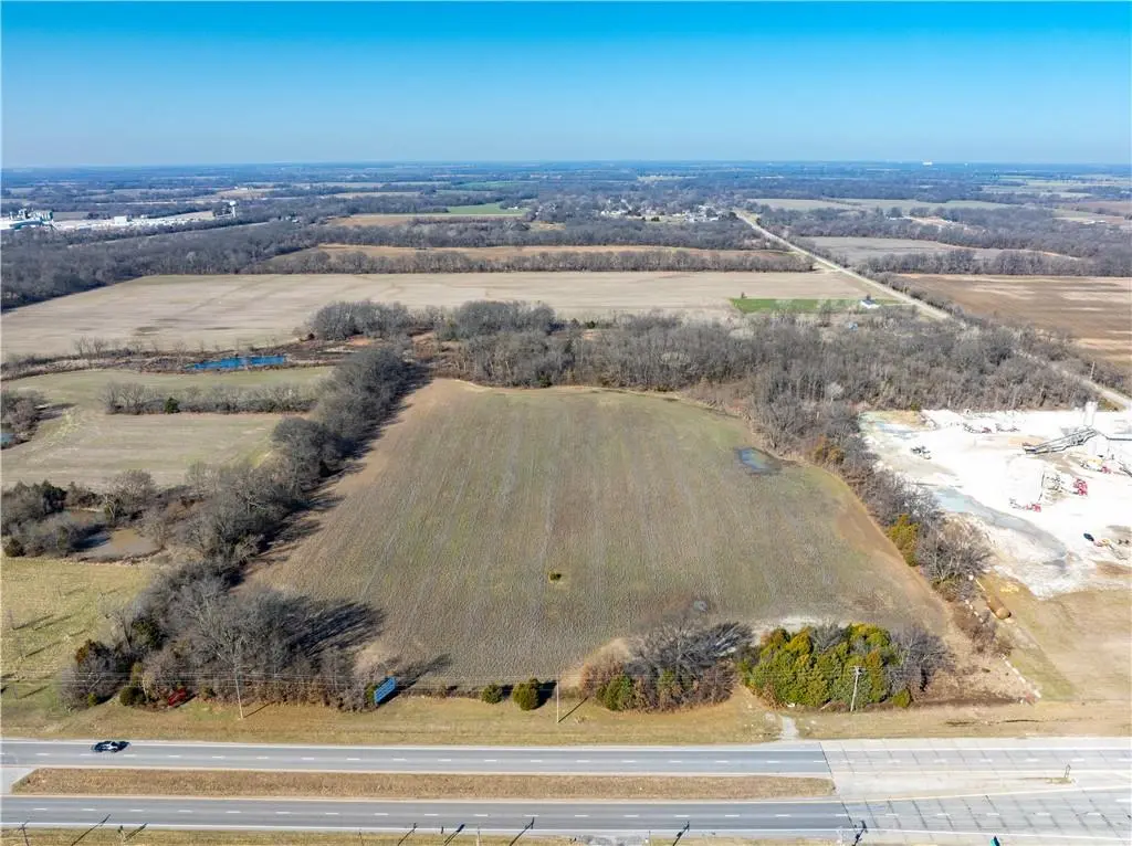 N 69 HWY, Frontenac, KS 66762