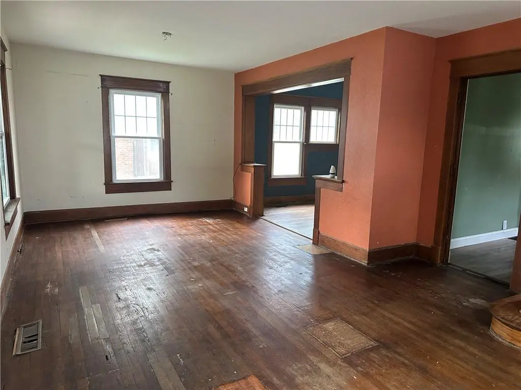 404 Vine ST, Chillicothe, MO 64601
