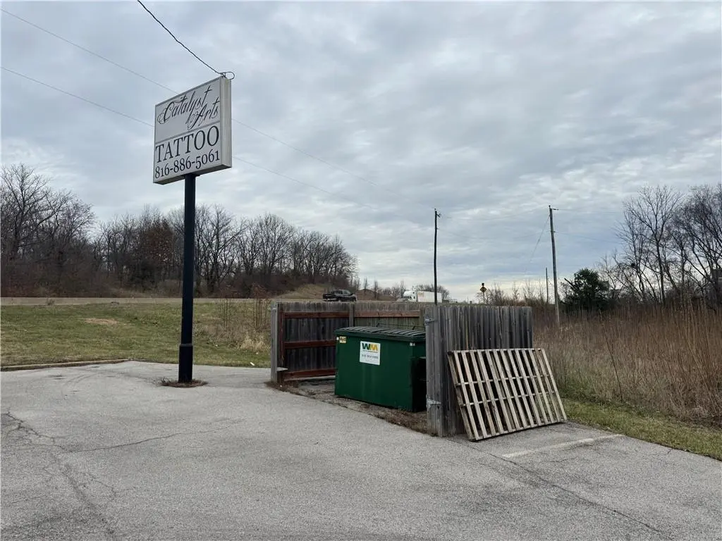 2900 S M 291 HWY, Independence, MO 64057