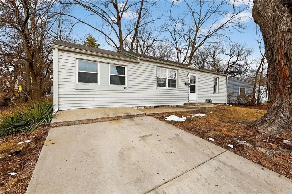 6252 Lathrop AVE, Kansas City, KS 66104