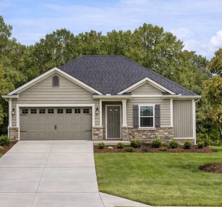 421 E Walnut ST, Drexel, MO 64742