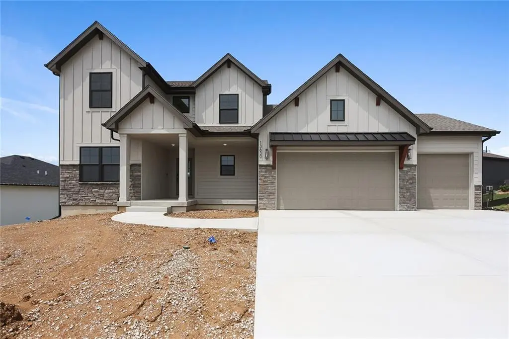 13630 Clover CT, Kearney, MO 64060