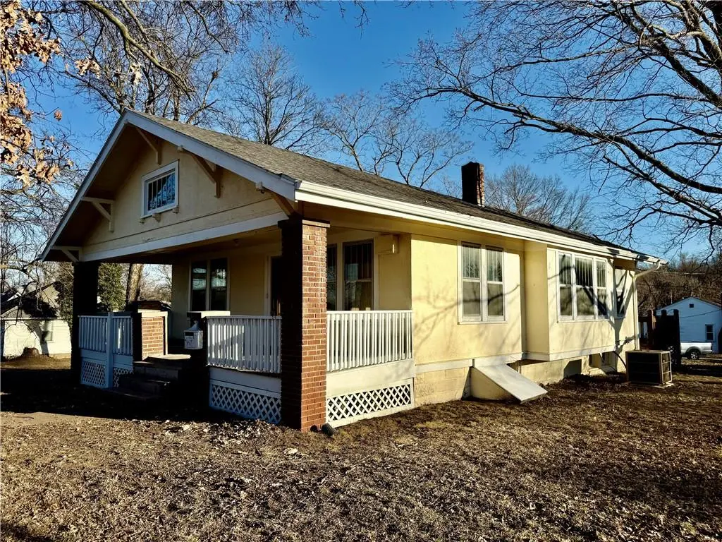 507 W Main ST, Richmond, MO 64085