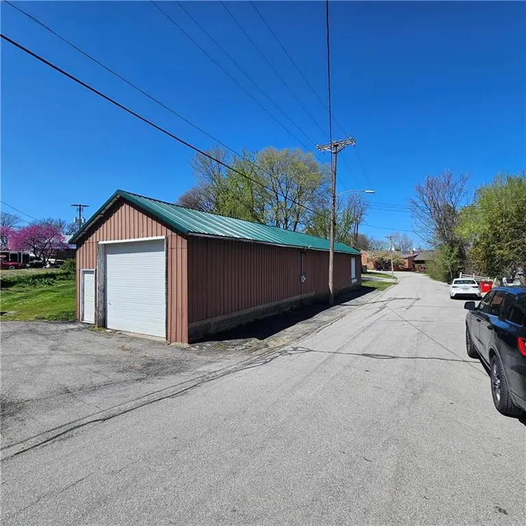 116 N 9th ST, Lexington, MO 64067