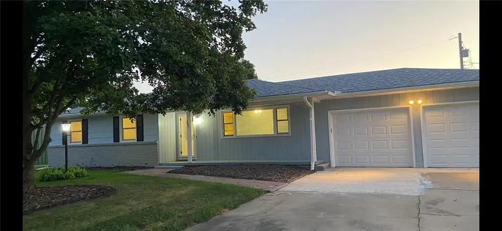 207 Kristine AVE, Clinton, MO 64735