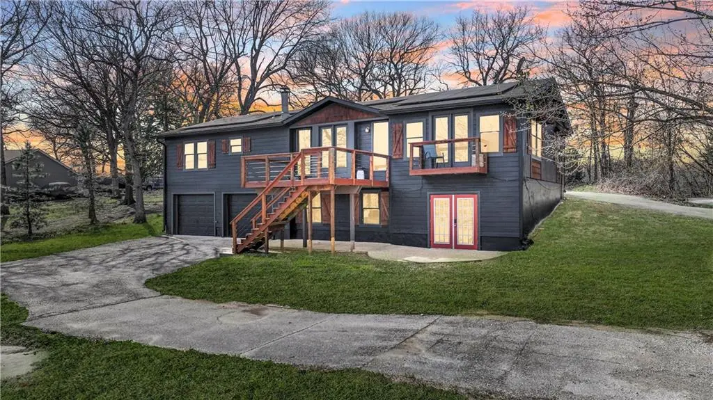 110 C ST, Lake Lotawana, MO 64086