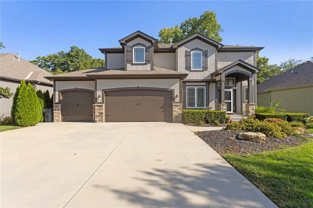 16288 W 171st ST, Olathe, KS 66062