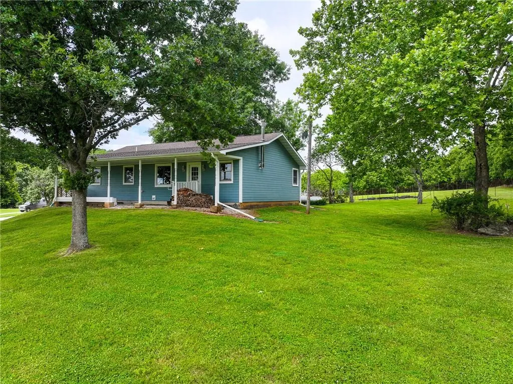 5855 SE 981 PVT RD N/A, Collins, MO 64738