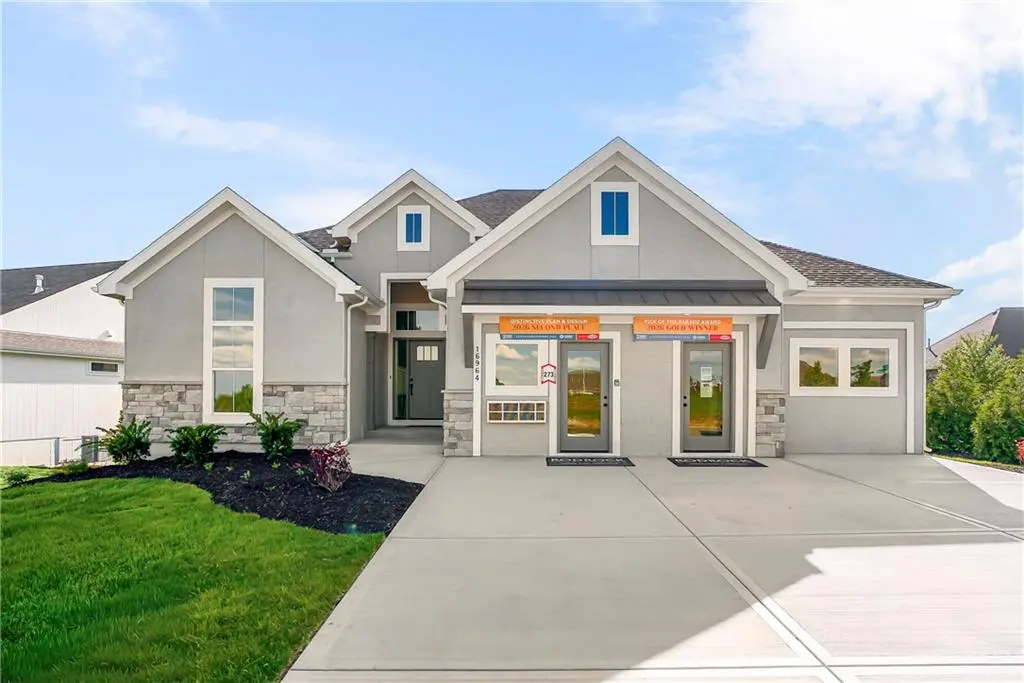 16964 S Cheshire ST, Olathe, KS 66062