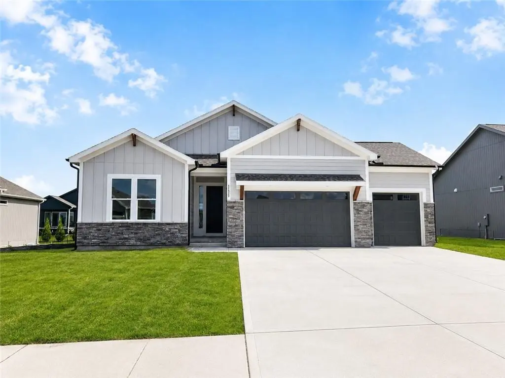 24937 W 145th ST, Olathe, KS 66061