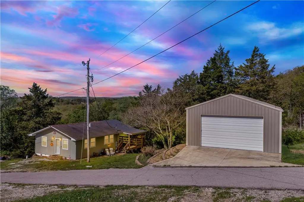 28865 Plum ST, Warsaw, MO 65355
