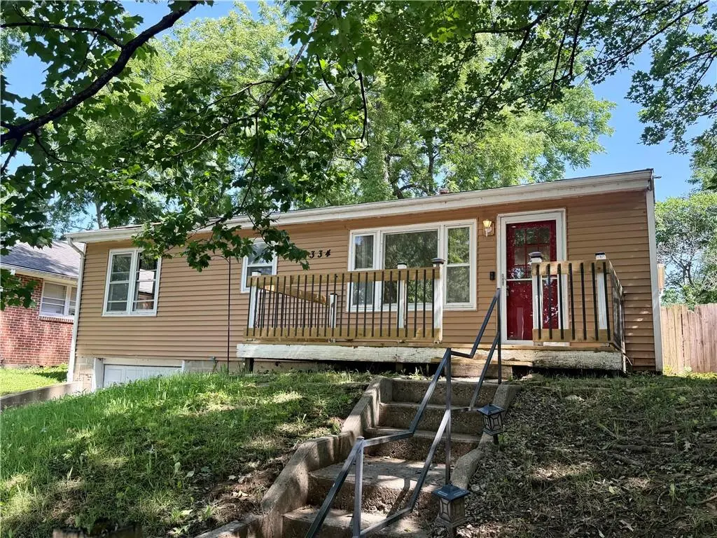 1334 Cheyenne ST, Leavenworth, KS 66048
