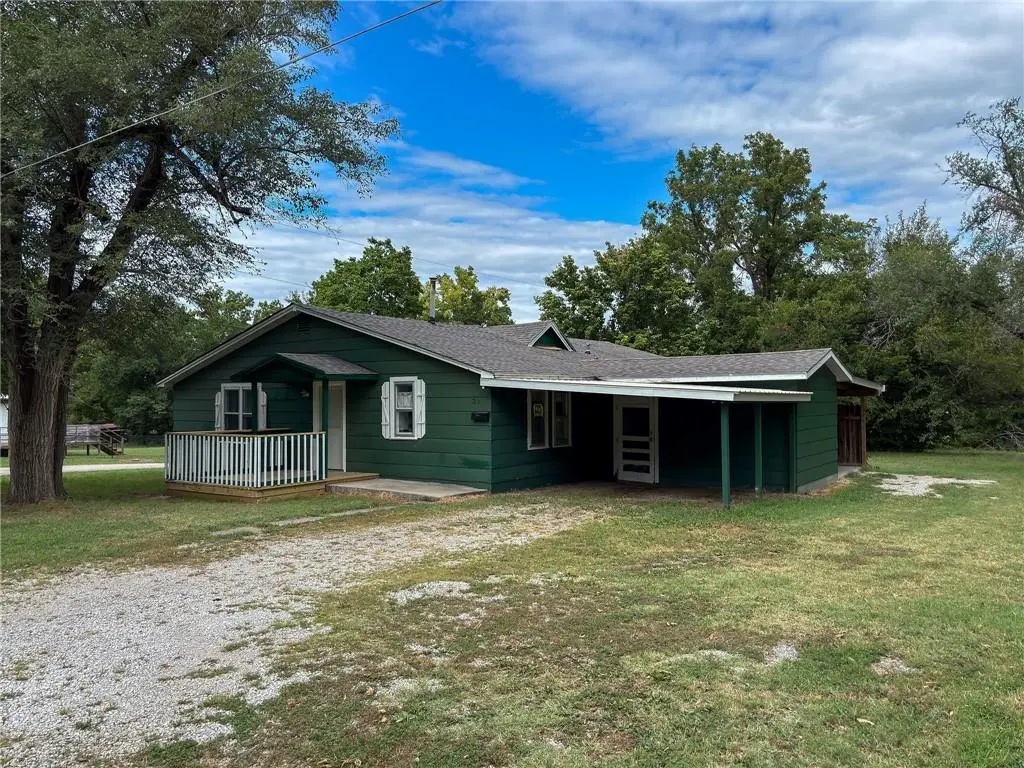 23 N Washington ST, Fort Scott, KS 66701