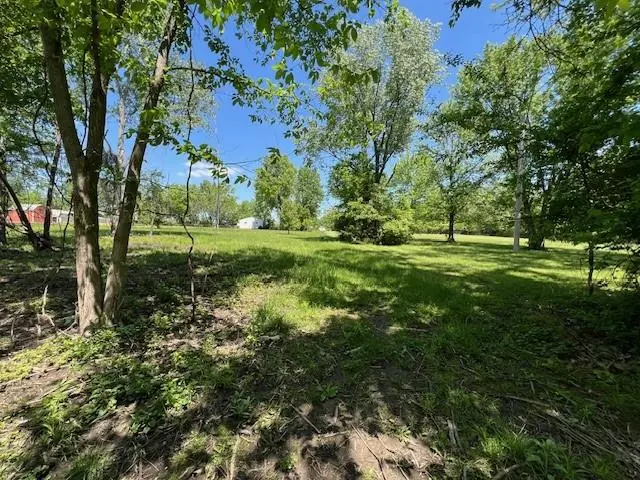 17612 S BENTON DR, Belton, MO 64012