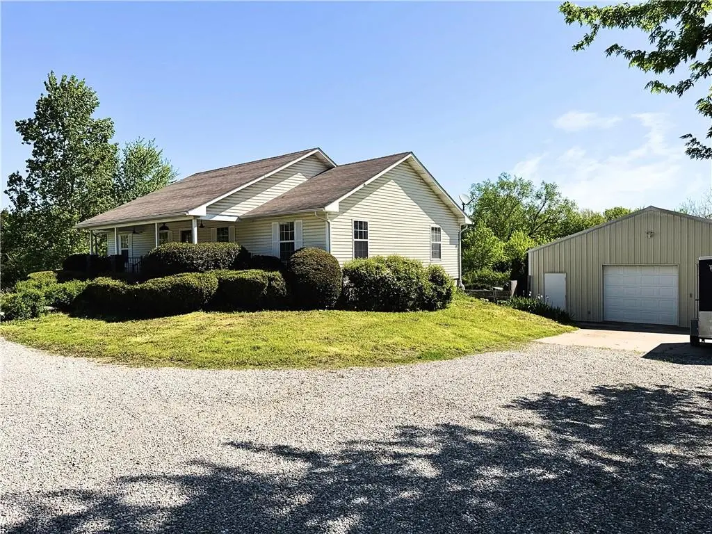 605 NW 11 RD RD, Warrensburg, MO 64093