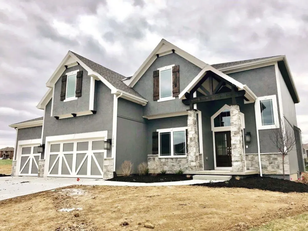 5275 NW 47th TER, Riverside, MO 64150
