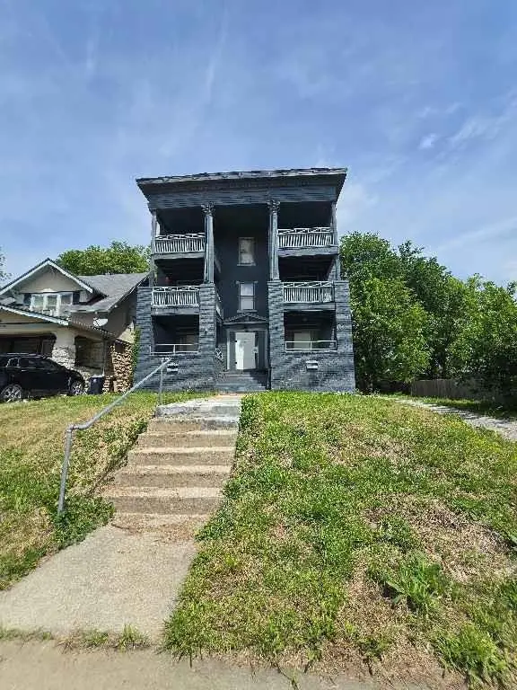 3300 E Linwood BLVD, Kansas City, MO 64128