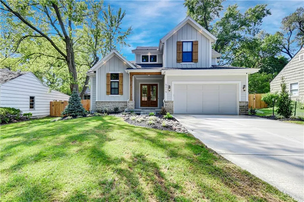 5215 W 71st TER, Prairie Village, KS 66208