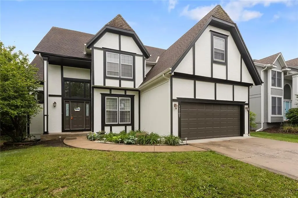 12707 W 122nd ST, Overland Park, KS 66213