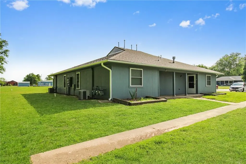 608 E Main ST, Weir, KS 66781